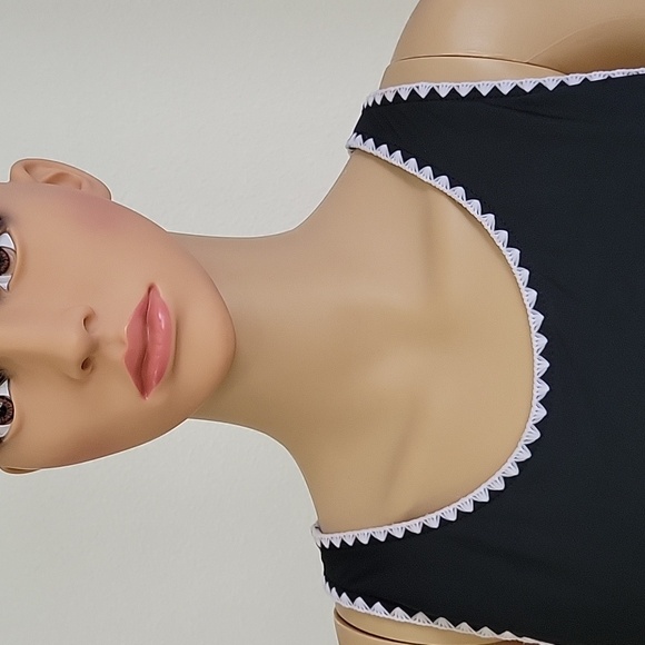 Women's Black One Piece Swimsuit Racerback Athletic Swimming Bathing Suit Medium - Picture 5 of 14